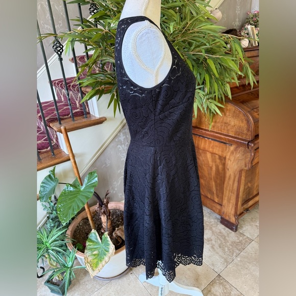 Tommy Hilfiger fit and flare lace ladies line sleeveless dress size 8 - Picture 11 of 15